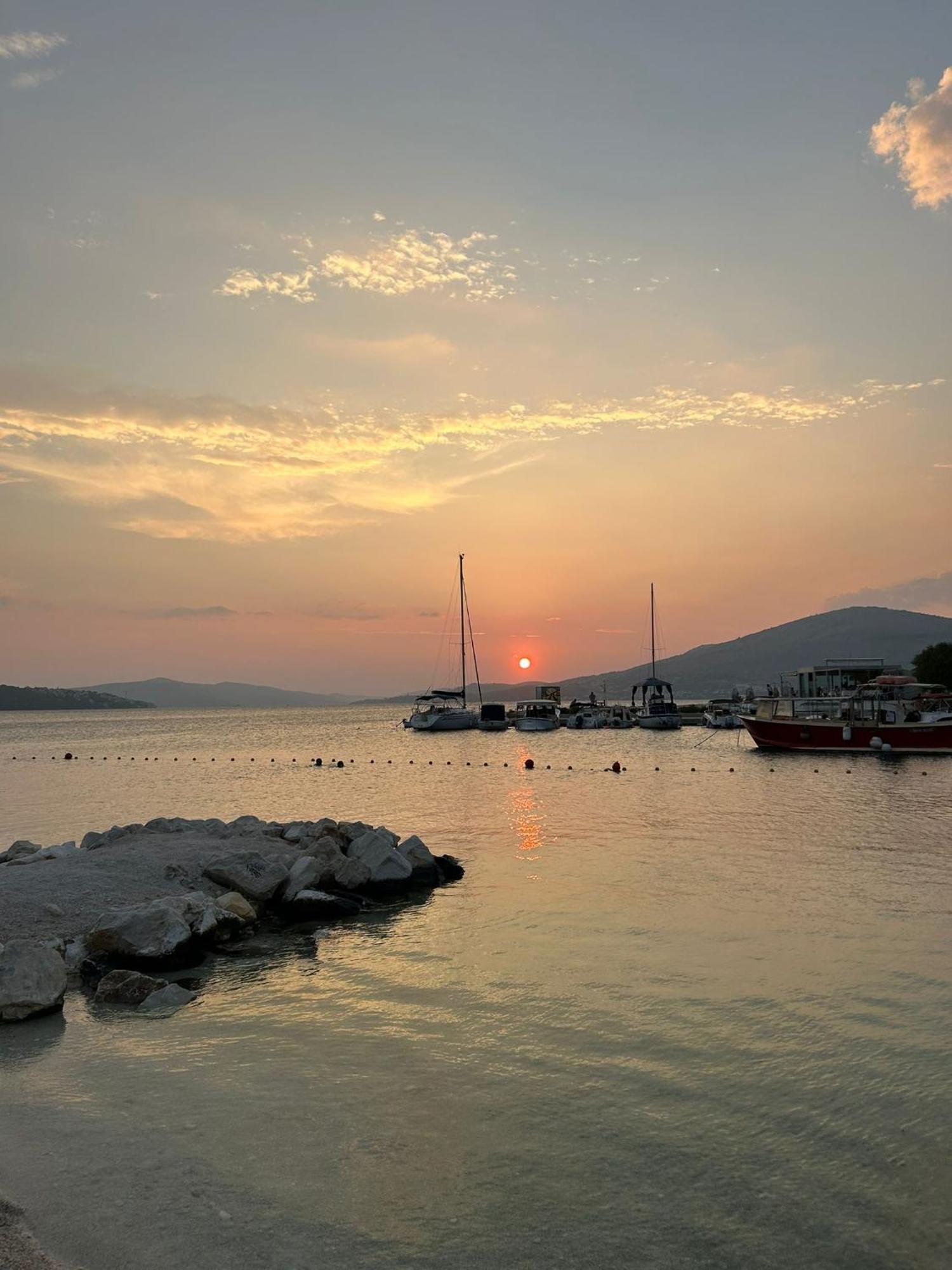 Apartman Simac Okrug Gornji Trogir Zewnętrze zdjęcie